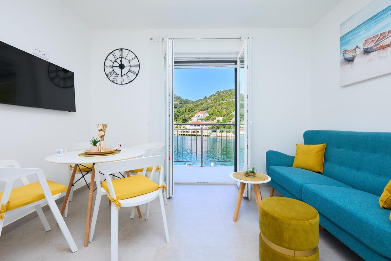 Green Lantern Apartments Okuklje Eksteriør billede